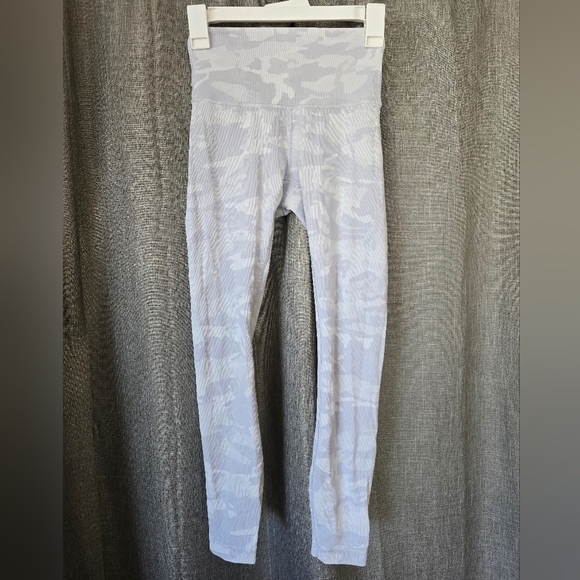 Lululemon Wunder Under High-Rise Leggings Camo Jacquard White Starlight Size 4 - Picture 1 of 4